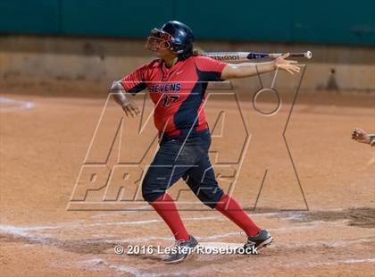 Thumbnail 3 in Stevens vs Marshall photogallery.