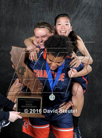 Thumbnail 1 in Chaminade (CIF State Open Division Award Photos) photogallery.