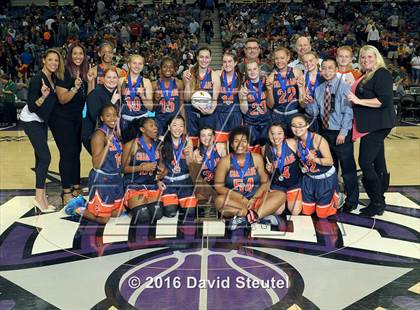 Thumbnail 1 in Chaminade (CIF State Open Division Award Photos) photogallery.