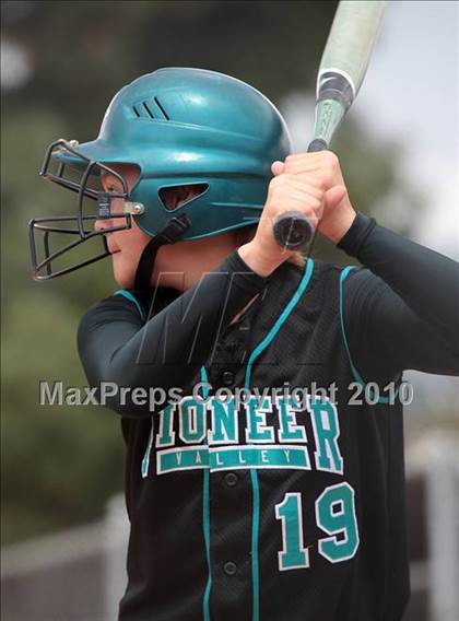 Thumbnail 2 in Pioneer Valley @ Burbank (CIF SS Playoffs) photogallery.