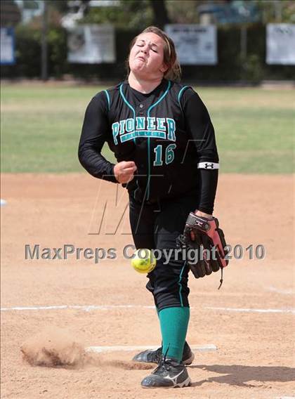 Thumbnail 2 in Pioneer Valley @ Burbank (CIF SS Playoffs) photogallery.