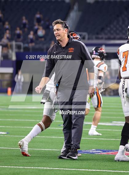 Thumbnail 3 in China Spring vs. Gilmer (UIL Football 4A D2 Finals) photogallery.
