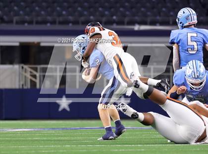 Thumbnail 2 in China Spring vs. Gilmer (UIL Football 4A D2 Finals) photogallery.
