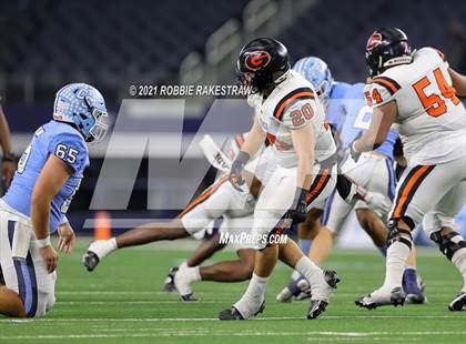 Thumbnail 2 in China Spring vs. Gilmer (UIL Football 4A D2 Finals) photogallery.