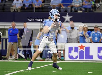 Thumbnail 2 in China Spring vs. Gilmer (UIL Football 4A D2 Finals) photogallery.