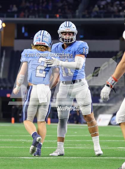 Thumbnail 2 in China Spring vs. Gilmer (UIL Football 4A D2 Finals) photogallery.