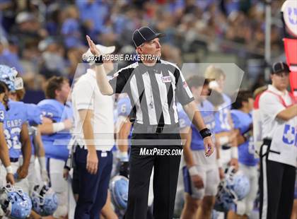 Thumbnail 2 in China Spring vs. Gilmer (UIL Football 4A D2 Finals) photogallery.