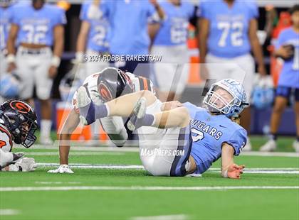 Thumbnail 1 in China Spring vs. Gilmer (UIL Football 4A D2 Finals) photogallery.