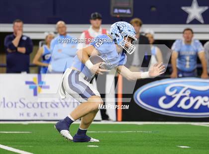 Thumbnail 1 in China Spring vs. Gilmer (UIL Football 4A D2 Finals) photogallery.