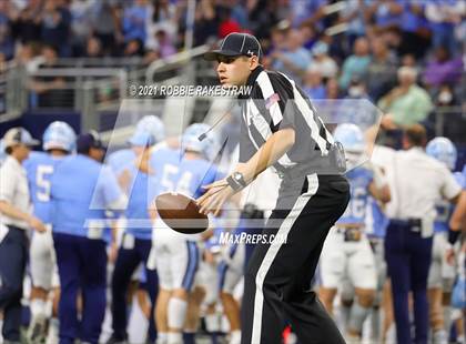 Thumbnail 1 in China Spring vs. Gilmer (UIL Football 4A D2 Finals) photogallery.