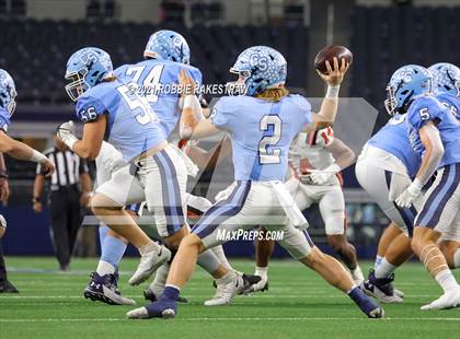 Thumbnail 3 in China Spring vs. Gilmer (UIL Football 4A D2 Finals) photogallery.