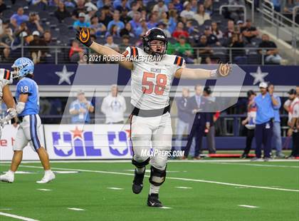 Thumbnail 2 in China Spring vs. Gilmer (UIL Football 4A D2 Finals) photogallery.