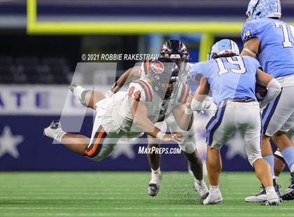 Thumbnail 1 in China Spring vs. Gilmer (UIL Football 4A D2 Finals) photogallery.