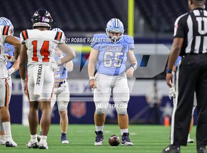 Thumbnail 2 in China Spring vs. Gilmer (UIL Football 4A D2 Finals) photogallery.