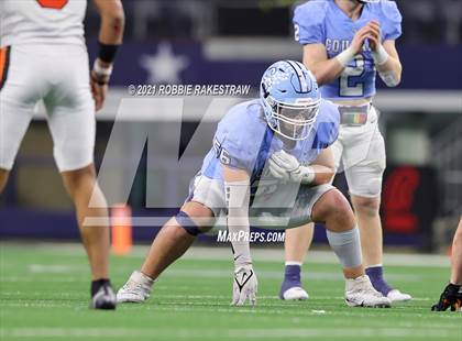 Thumbnail 1 in China Spring vs. Gilmer (UIL Football 4A D2 Finals) photogallery.