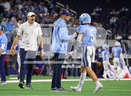 Thumbnail 1 in China Spring vs. Gilmer (UIL Football 4A D2 Finals) photogallery.