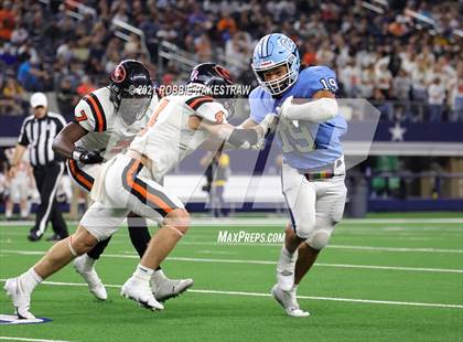 Thumbnail 3 in China Spring vs. Gilmer (UIL Football 4A D2 Finals) photogallery.