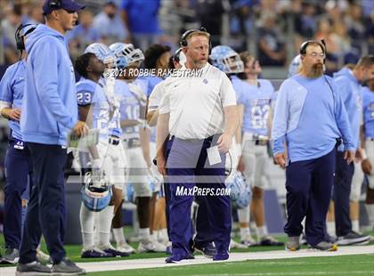 Thumbnail 1 in China Spring vs. Gilmer (UIL Football 4A D2 Finals) photogallery.