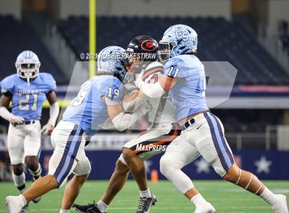 Thumbnail 2 in China Spring vs. Gilmer (UIL Football 4A D2 Finals) photogallery.