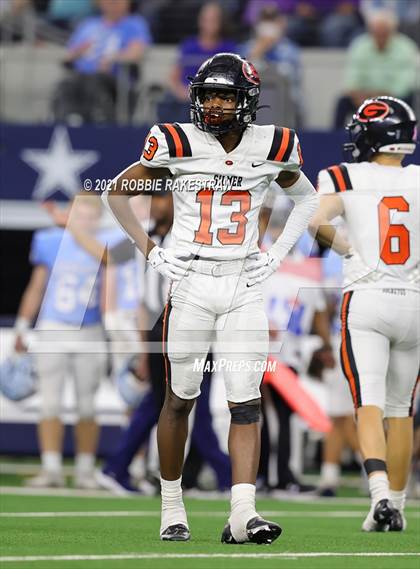 Thumbnail 2 in China Spring vs. Gilmer (UIL Football 4A D2 Finals) photogallery.