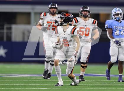 Thumbnail 3 in China Spring vs. Gilmer (UIL Football 4A D2 Finals) photogallery.