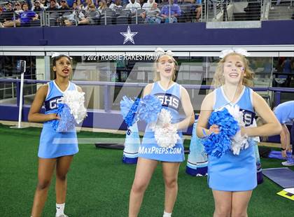 Thumbnail 1 in China Spring vs. Gilmer (UIL Football 4A D2 Finals) photogallery.