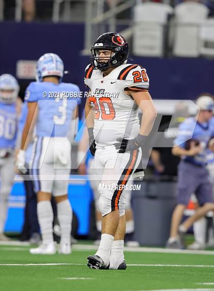 Thumbnail 1 in China Spring vs. Gilmer (UIL Football 4A D2 Finals) photogallery.