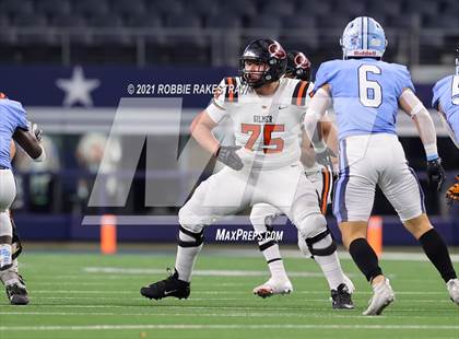 Thumbnail 2 in China Spring vs. Gilmer (UIL Football 4A D2 Finals) photogallery.