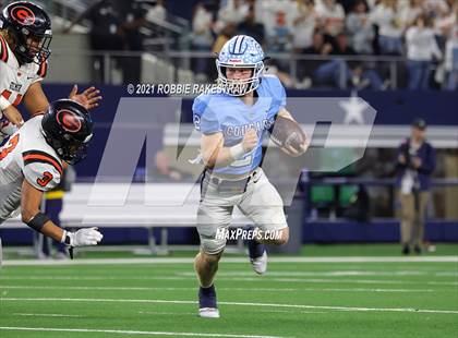 Thumbnail 2 in China Spring vs. Gilmer (UIL Football 4A D2 Finals) photogallery.