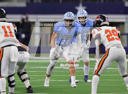 Thumbnail 1 in China Spring vs. Gilmer (UIL Football 4A D2 Finals) photogallery.