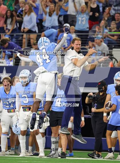 Thumbnail 3 in China Spring vs. Gilmer (UIL Football 4A D2 Finals) photogallery.