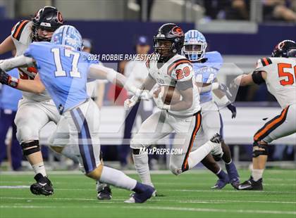 Thumbnail 1 in China Spring vs. Gilmer (UIL Football 4A D2 Finals) photogallery.