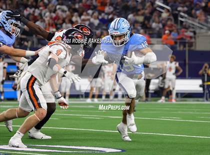 Thumbnail 2 in China Spring vs. Gilmer (UIL Football 4A D2 Finals) photogallery.