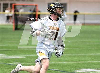 Thumbnail 2 in Guilford @ Daniel Hand (SCC Quarterfinal) photogallery.