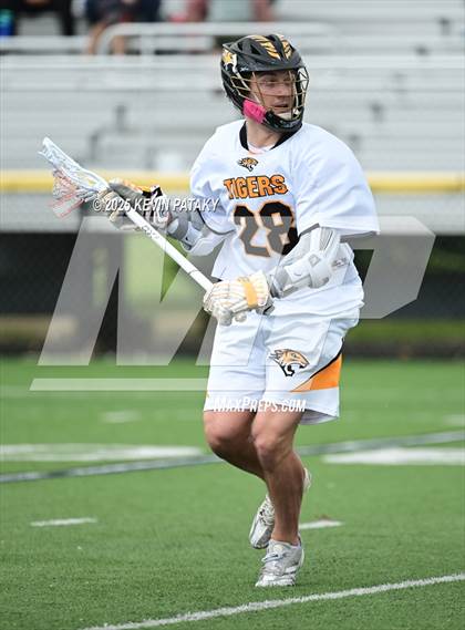 Thumbnail 2 in Guilford @ Daniel Hand (SCC Quarterfinal) photogallery.