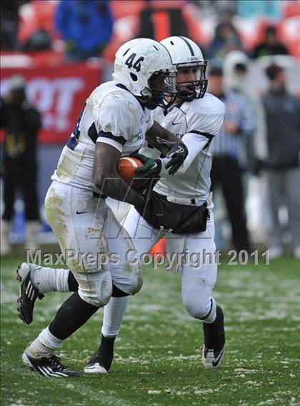 Thumbnail 1 in Pine Creek vs. Valor Christian (CHSAA State 4A Final) photogallery.