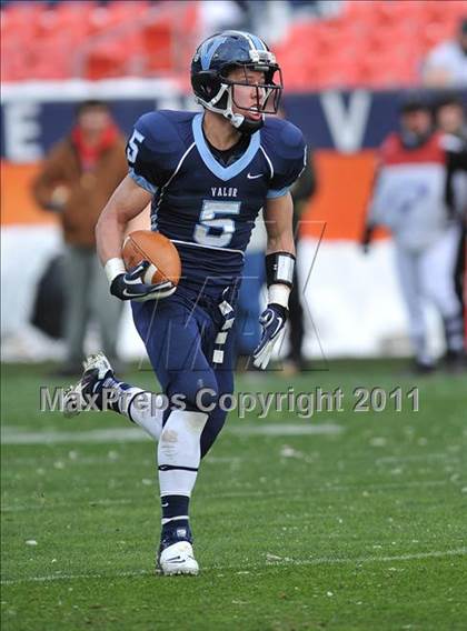 Thumbnail 2 in Pine Creek vs. Valor Christian (CHSAA State 4A Final) photogallery.