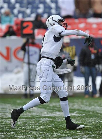 Thumbnail 1 in Pine Creek vs. Valor Christian (CHSAA State 4A Final) photogallery.