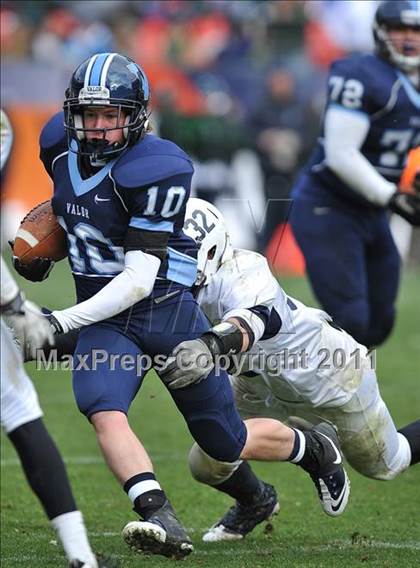 Thumbnail 2 in Pine Creek vs. Valor Christian (CHSAA State 4A Final) photogallery.