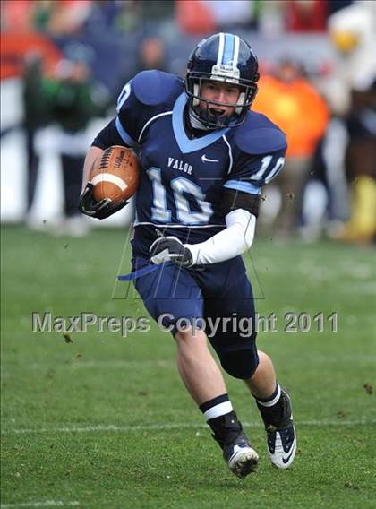 Thumbnail 1 in Pine Creek vs. Valor Christian (CHSAA State 4A Final) photogallery.