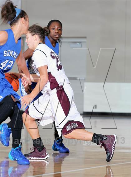 Thumbnail 3 in Mansfield Summit vs. Pearland (McDonald's Texas Invitational) photogallery.