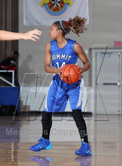 Thumbnail 1 in Mansfield Summit vs. Pearland (McDonald's Texas Invitational) photogallery.