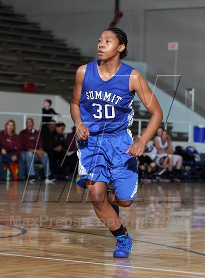 Thumbnail 2 in Mansfield Summit vs. Pearland (McDonald's Texas Invitational) photogallery.