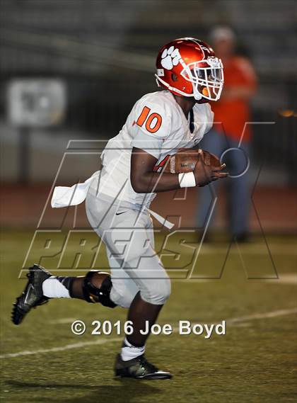 Thumbnail 3 in Grissom @ Lee photogallery.