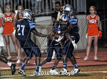 Thumbnail 3 in Grissom @ Lee photogallery.