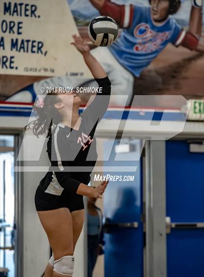 Thumbnail 2 in Steele Canyon vs. Classical Academy photogallery.
