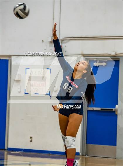 Thumbnail 3 in Steele Canyon vs. Classical Academy photogallery.