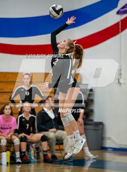 Thumbnail 2 in Steele Canyon vs. Classical Academy photogallery.
