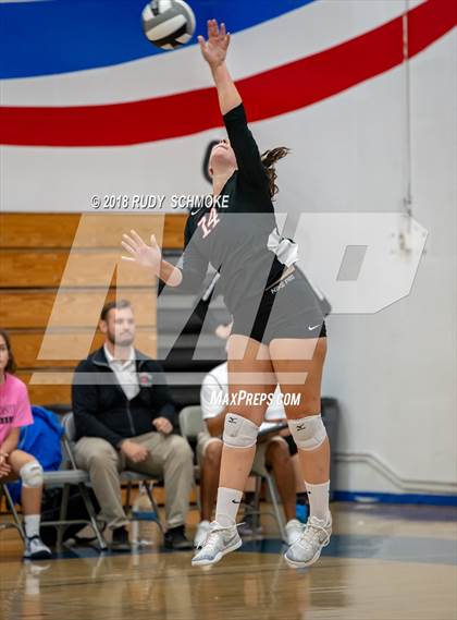Thumbnail 3 in Steele Canyon vs. Classical Academy photogallery.