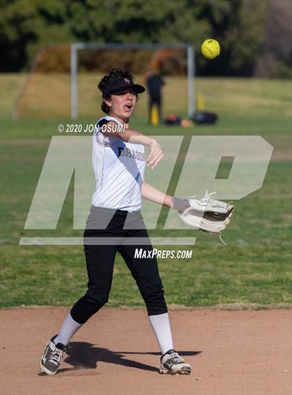 Thumbnail 1 in Foothill Tech @ Thousand Oaks photogallery.
